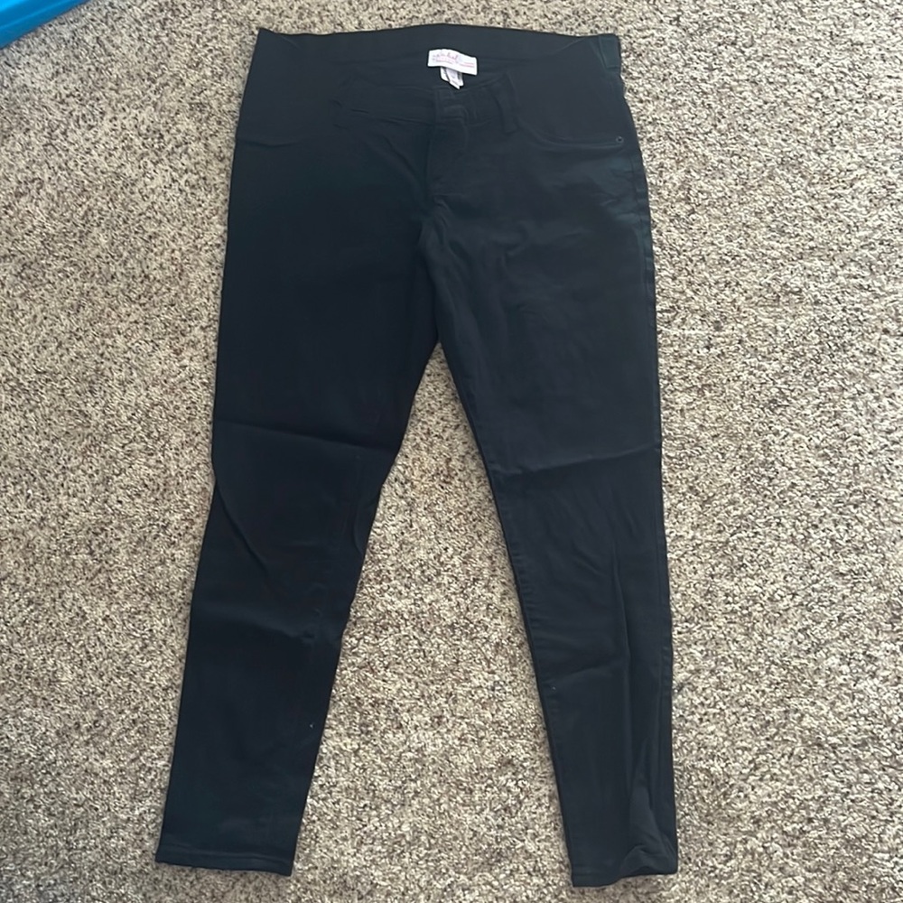 Black Maternity Jeans.